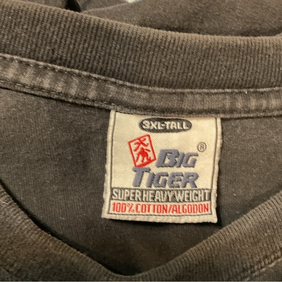 Big Tiger Heavyweight Black Graphic T-shirt - Picture 6 of 6